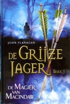 grijze-jager-5-geb-magier-van-macindaw