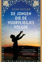 jongen-die-de-vuurvliegjes-volgde